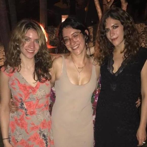 Meet your Posher, Joanna - Picture 1 of 3